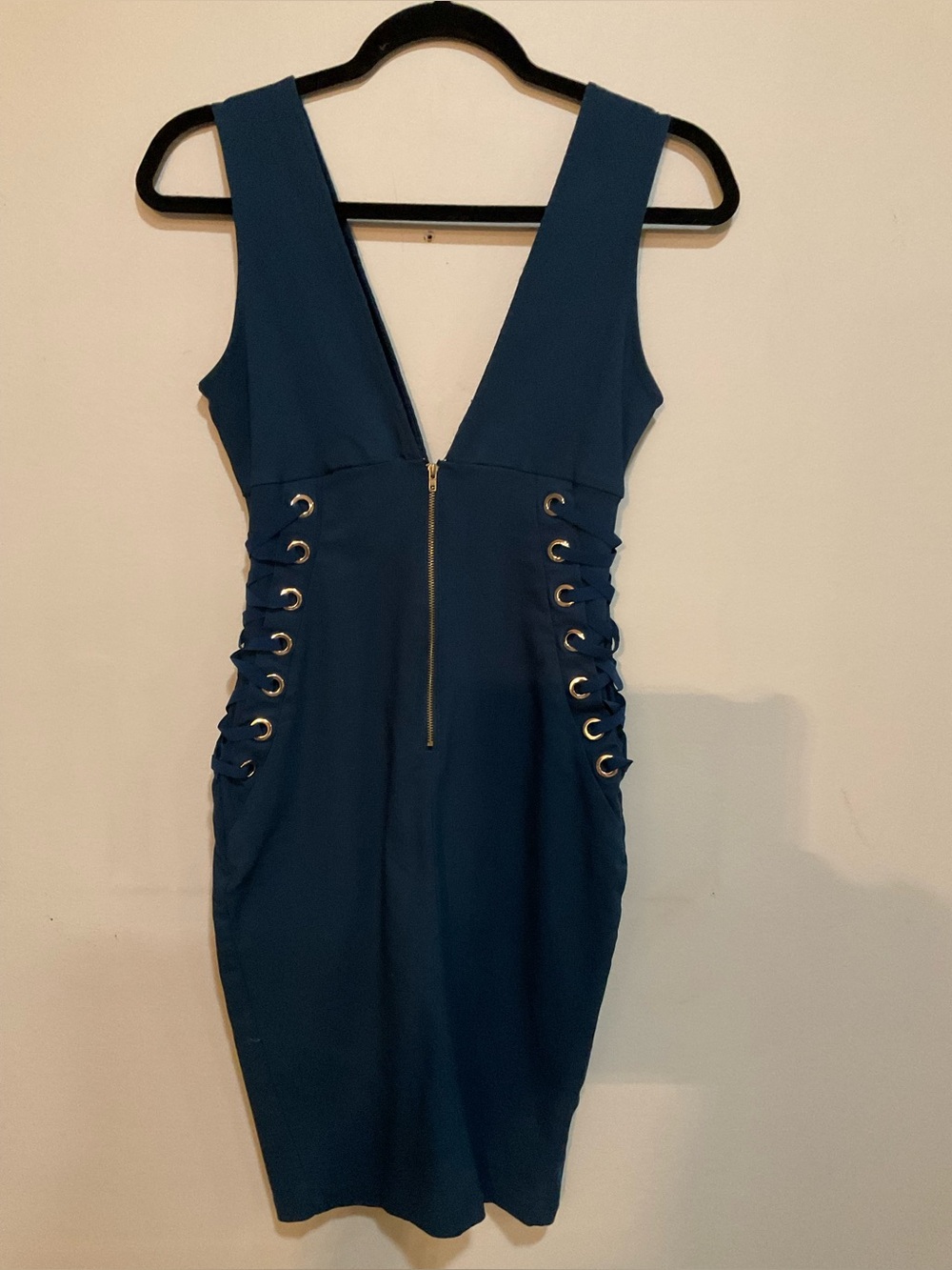 Iris Corset Style Bodycon Dress - Picture 6 of 9